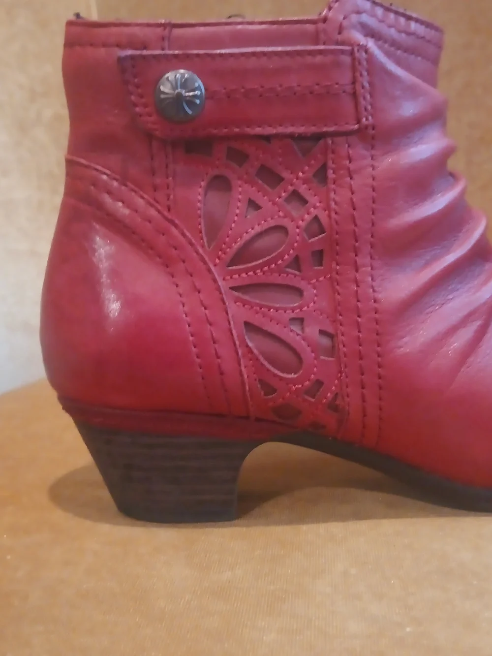 Rockport Cobb Hill Abilene Ankle Boot